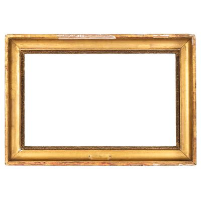 un vieux cadre photo avec un fond blanc et des bordures dorées