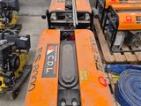 many different machines that are sitting on the floor
