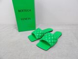 bottega veneta green quilted leather slide - on sandals