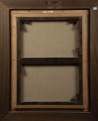 une vieille photo représentant un cadre en bois contenant une image