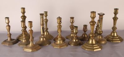 [DIVERS] Lot de 14 bougeoirs en laiton - Photo 1