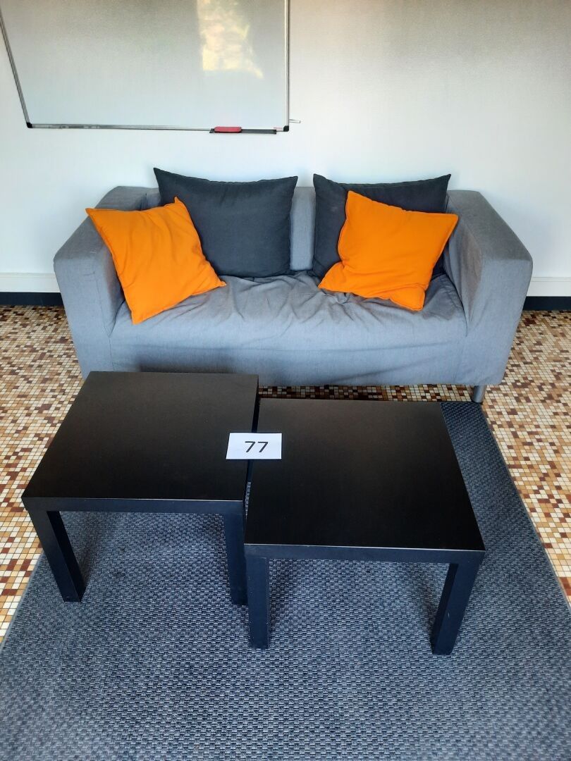 2 tables basses mélaminé noir