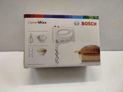emballage d'une boîte contenant un mixeur et un sandwich