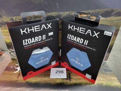 deux boîtes de Kheax Izoard II et une boîte de Kheax Izoard II
