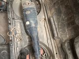 une perceuse qui se trouve dans une boîte