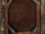 a picture of a picture of a wooden frame in the wall