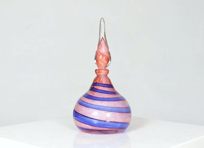 SABA Frères (XXème), Biot. Flacon à panse aplatie en verre t…