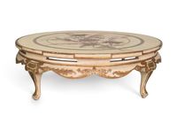TABLE BASSE RONDE EN BOIS LAQUÉ ET REHAUTS INCISÉS (photo 2)
