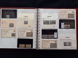 un livre avec un tas de timbres dessus