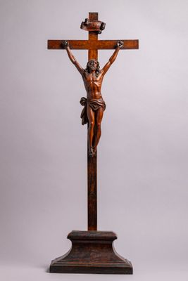 123. Christ « vivant » en buis sculpté, fin XVIIe - début XV…