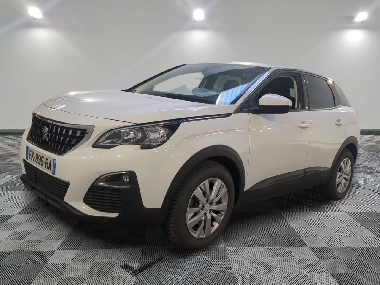 Peugeot 3008 BlueHDi 130ch SS EAT8 Active Business - Véhicule Grêlé
