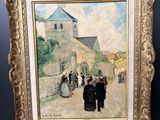une peinture à l'huile représentant des personnes marchant dans une rue devant une église