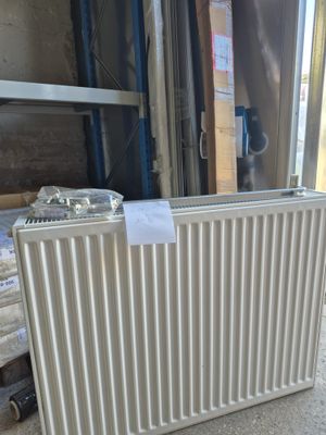 Lot de 5 radiateurs panneaux acier hydraulique Neomitis NELH…