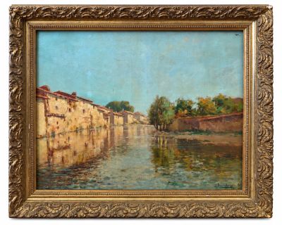 une peinture à l'huile représentant une rivière avec des bâtiments en arrière-plan