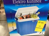 un réfrigérateur électrique est exposé à la vente dans un magasin