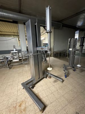 une image d'une machine dans une usine