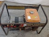 une petite machine posée sur le sol