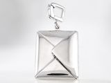 pendentif carré en argent sterling, doté d'une petite ouverture carrée, monté sur une chaîne