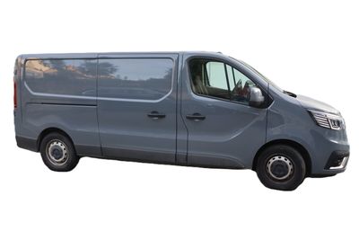 La camionnette est garée sur le bord de la route, sur un fond blanc.