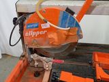 a machine that has a circular blade on it