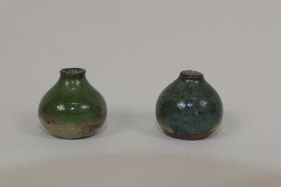 Auguste DELAHERCHE (1857-1940) Deux vases miniatures en grès…