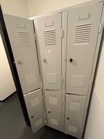Un casier vestiaire 6 portes