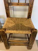 QUEYRAS. Paire de chaises en pin cembro et noyer à décor à l… (photo 5)