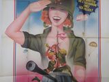 affiche de film représentant une femme en uniforme militaire, coiffée d'un casque
