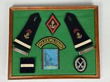a picture of a picture of a military uniform