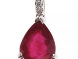 un pendentif en rubis et diamants, de forme poire