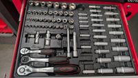 Servante d'atelier GENEVA TOOLS et son contenu (photo 2)