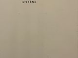 un livre ouvert avec un titre en noir et blanc