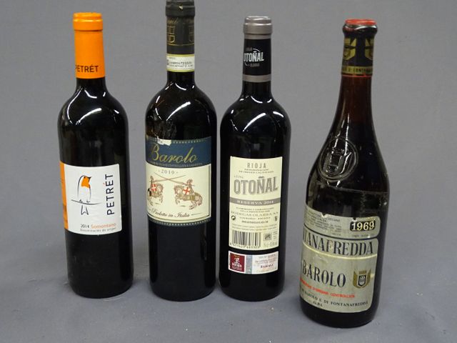 FONTANAFREDDO BAROLO Vin Italien, 1 bouteille de 1969 ; PETRET, 1...
