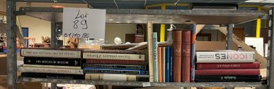 many books that are on the shelves in the library