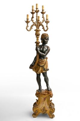Torchère à six bras de lumière en bois sculpté, patiné et pa…