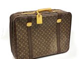 Valise Louis Vuitton en toile Monogram avec finitions dorées