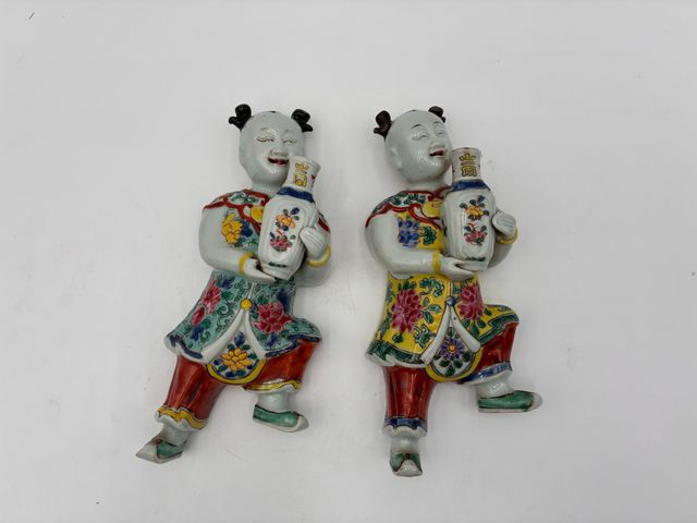 CHINE - XVIIIe/XIXe siècle - Deux appliques pouvant former paire ...