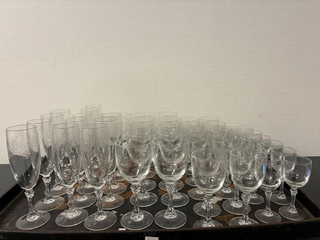 Partie de service de verres en cristal, 48 pièces. 