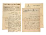 un lot de trois vieux papiers comportant des inscriptions manuscrites