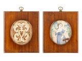 une paire de miniatures encadrées représentant une femme et un homme