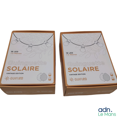 lot de deux boîtes de guirlandes lumineuses Solare sur fond blanc