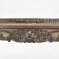 Banquette moulurée en bois naturel traverses sculptées en re… (photo 4)