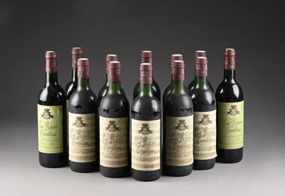 six bouteilles de vin sont alignées dans une rangée