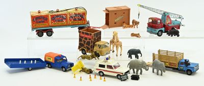 Ensemble de 7 Modèles Corgi Toys au 1/43ème - Photo 1