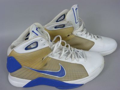nike air zoom basketball shoes size 11 5 mens white blue gold