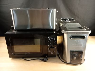 Lot : Micro onde, Grille pain, friteuse Produit non contrôlé…