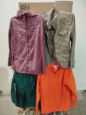 lot de 40 blousons, manteaux, doudounes et vestes - différen…