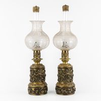 Paire de lampes à huile avec abat-jours en verre taillé, en … (photo 5)