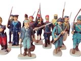 de nombreuses figurines représentant des hommes en uniforme militaire