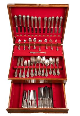 Ménagère en argent 800°/°° de style Louis XV à décor d’enrou… - Photo 1